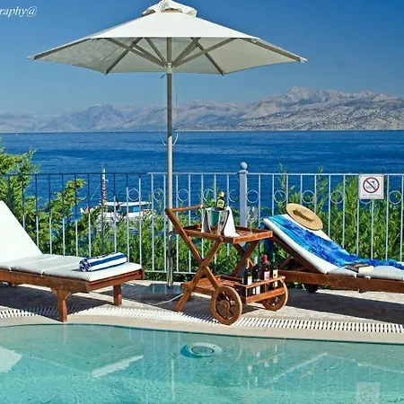 Sleeps 10 Pool Wifi Kassiopi